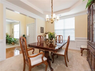 Enjoy family dinners in the dining room.
