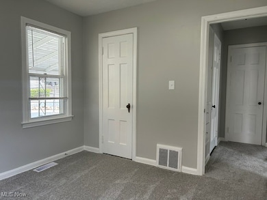 1975 9th St SW, Akron, OH 44314 - photo 7