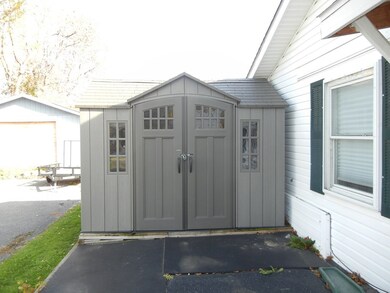 2 Valhalla Ln, Plattsburgh, NY 12901 - photo 4