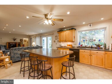 204 Dogwood Ln, Wallingford, PA 19086 - photo 4