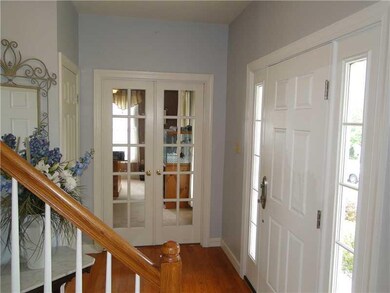 Entry/Foyer.