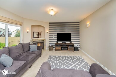 Living Room_9047-FULL
