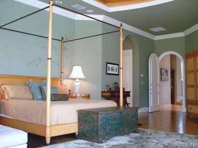 Master groundfloor bedroom