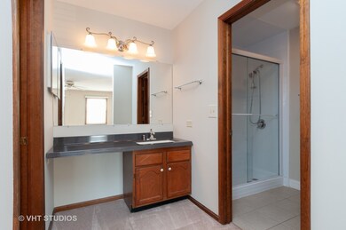 1125 Hyde Park Ln, Naperville, IL 60565 - photo 4