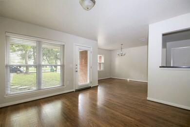 4718 Billingsley St, Houston, TX 77009 - photo 3