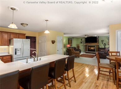 217 Frazier Way, Scott Depot, WV 25560 - photo 7