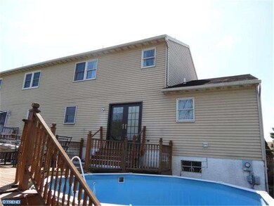 1785 Acorn Dr, Reading, PA 19608 - photo 2