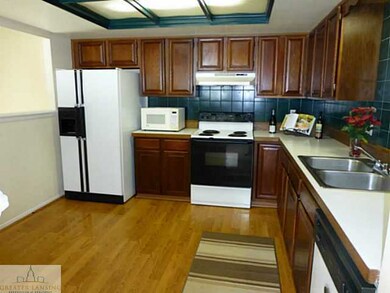 504 W Northrup St, Lansing, MI 48911 - photo 3