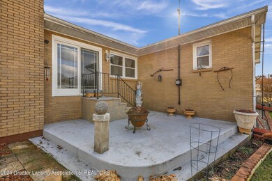 3418 Oakcliff Ln, Lansing, MI 48917 - photo 7