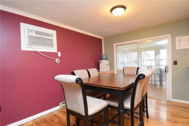 556 Round Table Dr, Nazareth, PA 18064 - photo 6