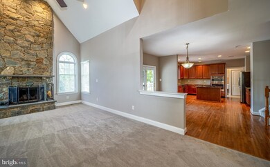 43181 Valiant Dr, Chantilly, VA 20152 - photo 5