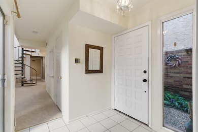 9818 Bent Branch Ln, Dallas, TX 75243 - photo 4