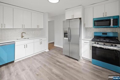 499 Goffle Rd, Wyckoff, NJ 07481 - photo 5