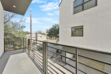 1511 Vermont St unit A, Houston, TX 77006 - photo 2