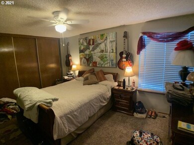 13045 SW Barberry Dr, Beaverton, OR 97008 - photo 5