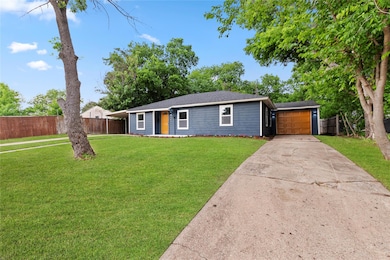 617 Cimarron Trace, Grand Prairie, TX 75051 - photo 2