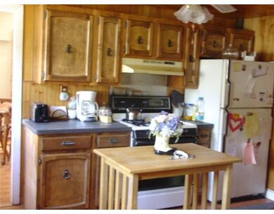 39 Colwell Rd, Greenville, RI 02828 - photo 3