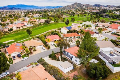 30617 Champion Dr, Canyon Lake, CA 92587 - photo 4