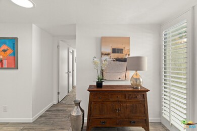 Foyer - entry