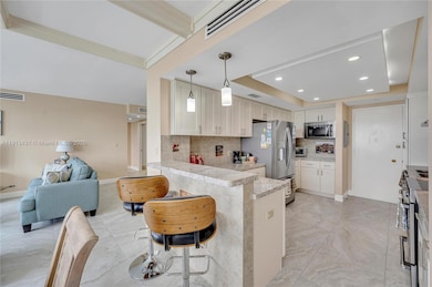 Crystal House unit 14M, Miami Beach, FL 33140 - photo 6