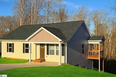 107 Everest Dr, Inman, SC 29349 - photo 2