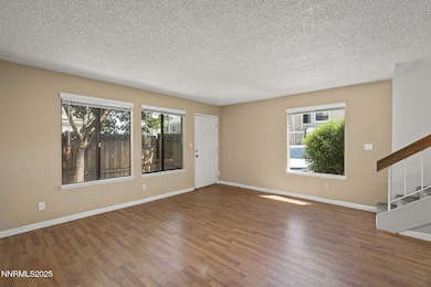 Lvg Rm to door