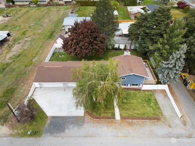 2481 3rd St NE, East Wenatchee, WA 98802 - photo 6