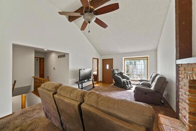 9925 Edelweiss Cir, Shawnee, KS 66203 - photo 3