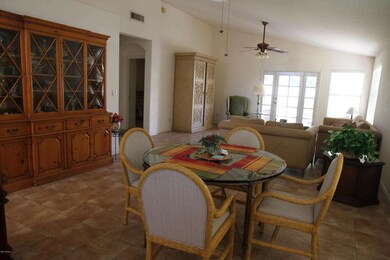 GREAT ROOM3