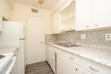 515 Brookside Dr, Little Rock, AR 72205 - photo 5