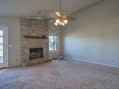 1900 E Reno St, Broken Arrow, OK 74012 - photo 7
