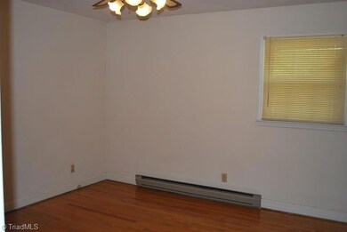 3822 Bramblewood Dr, Greensboro, NC 27407 - photo 5