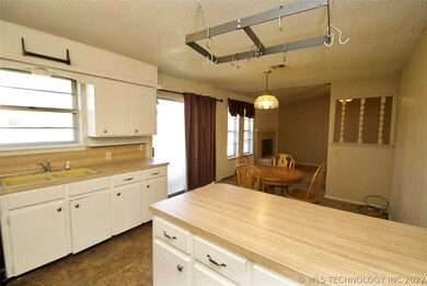 unlisted-address, Broken Arrow, OK 74012 - photo 6