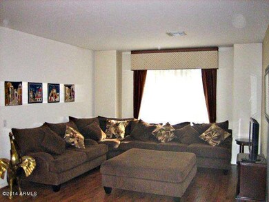 Living Rm 2