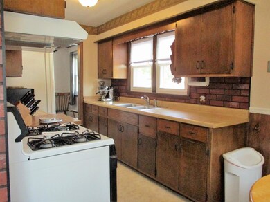 3007 Strong St, Highland, IN 46322 - photo 7