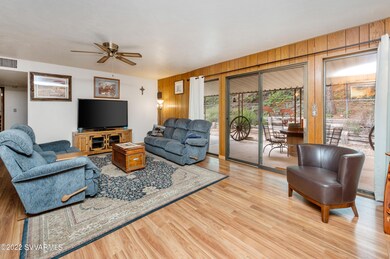 009_Living Room