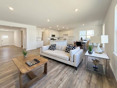 2917 Alpine Run unit 75, Stoughton, WI 53589 - photo 4