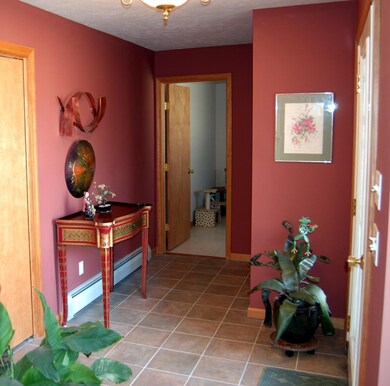 806 Overlook Ct, Hawley, PA 18428 - photo 5