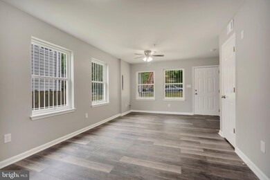 302 55th St NE, Washington, DC 20019 - photo 3