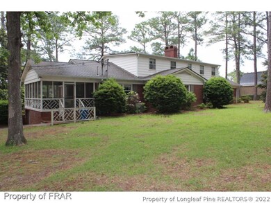 1102 Longleaf Dr, Fayetteville, NC 28305 - photo 2