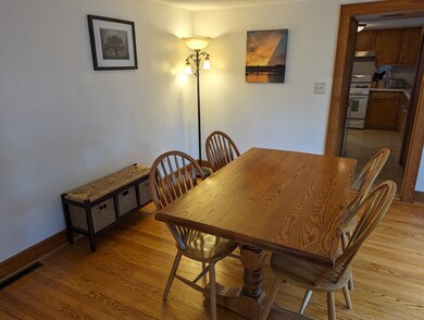 125 Plumtree Rd, Sunderland, MA 01375 - photo 6