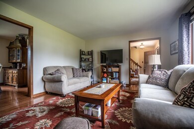 7 Huntington Dr, Schenectady, NY 12309 - photo 7