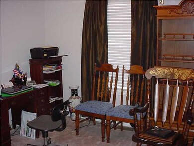 554 Helmwood Cir, Mount Washington, KY 40047 - photo 7