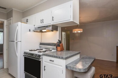 2507 2507 Redbud, Kilgore, TX 75662 - photo 4