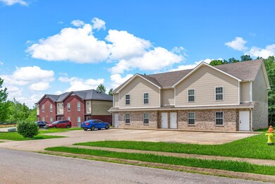 2260 Mccormick Ln unit B, Clarksville, TN 37040 - photo 2