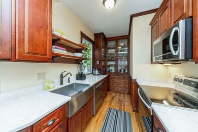 755 Pleasant St unit 1, Worcester, MA 01602 - photo 5