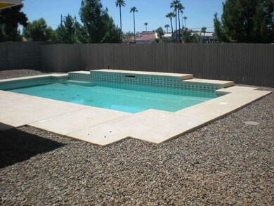 2404 LISTING 009