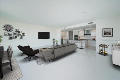 Virtually Staged: Great room