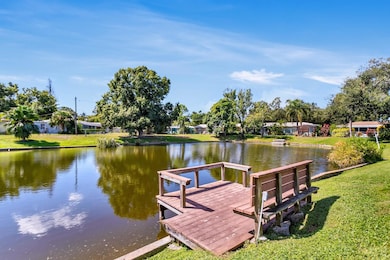 4864 Lake Charles Dr N, Kenneth City, FL 33709 - photo 4