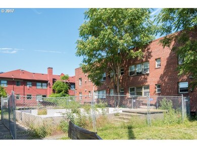 625 NE Randall Ave, Portland, OR 97232 - photo 5